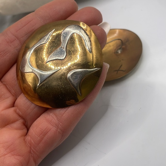 Studio artist big bold vintage button earrings - Picture 5 of 5